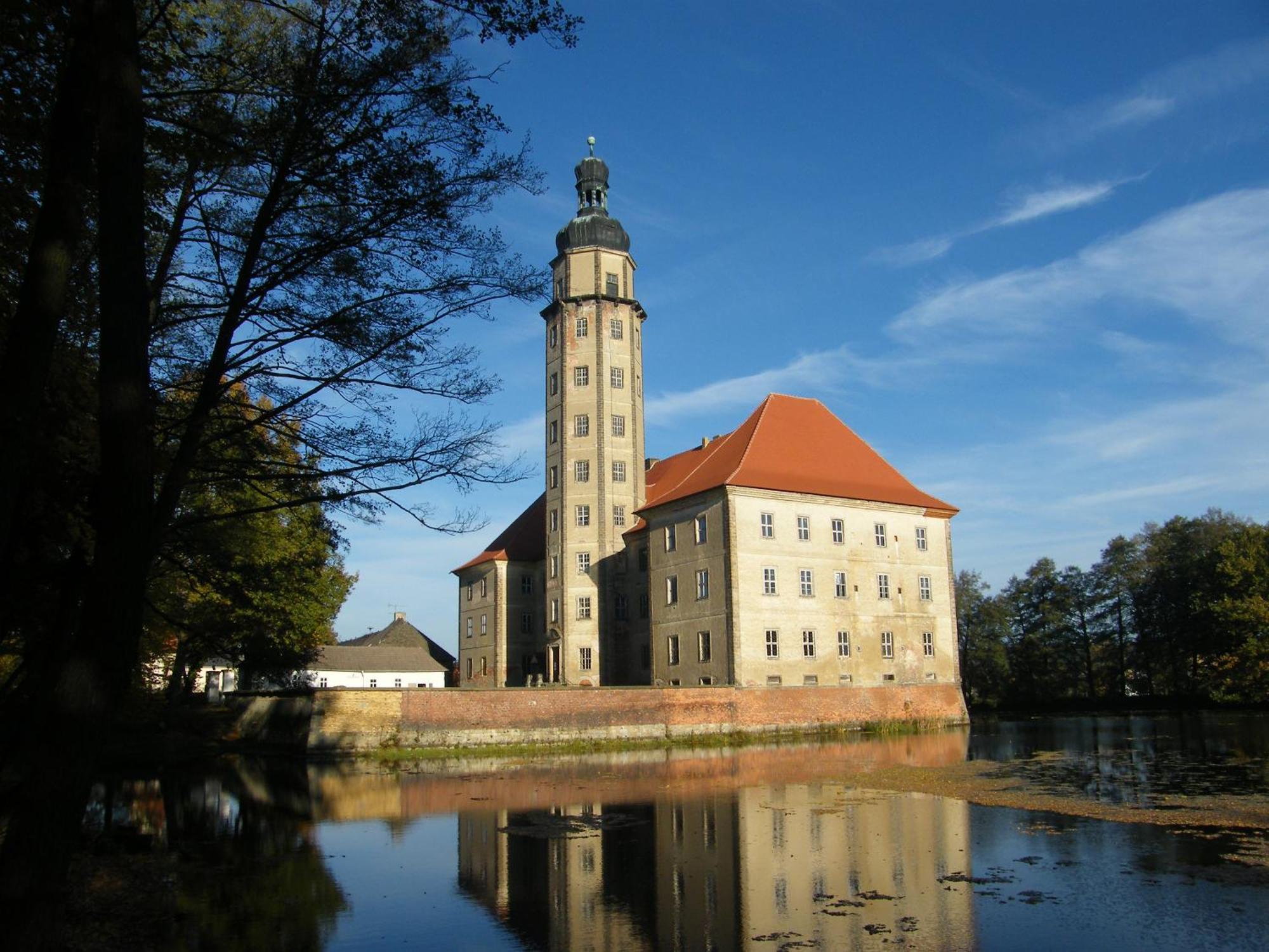 Resort "Schloss Reinharz" Bad Schmiedeberg Ngoại thất bức ảnh